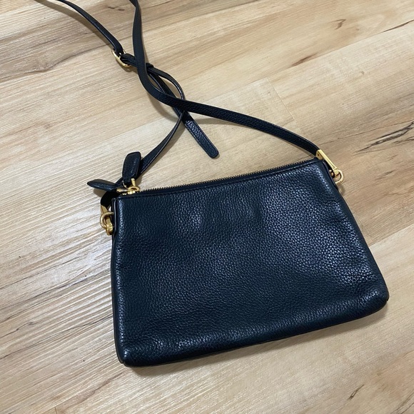 Marc Jacobs Pebbled Leather Crossbody Bag - Picture 2 of 5